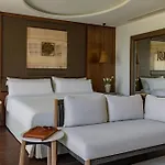 Gran Melia Palacio De Isora & Ξενοδοχείο Alcalá la Real