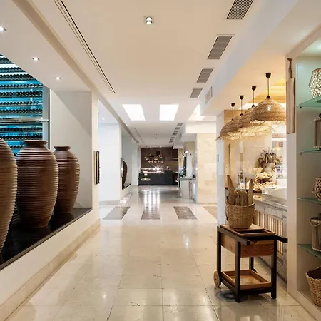 Hotel Gran Melia Palacio De Isora & Alcalá la Real