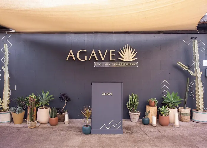 Gran Melia Palacio De Isora & فندق Alcalá la Real