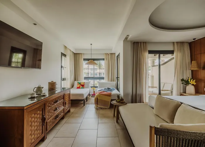 Gran Melia Palacio De Isora & فندق